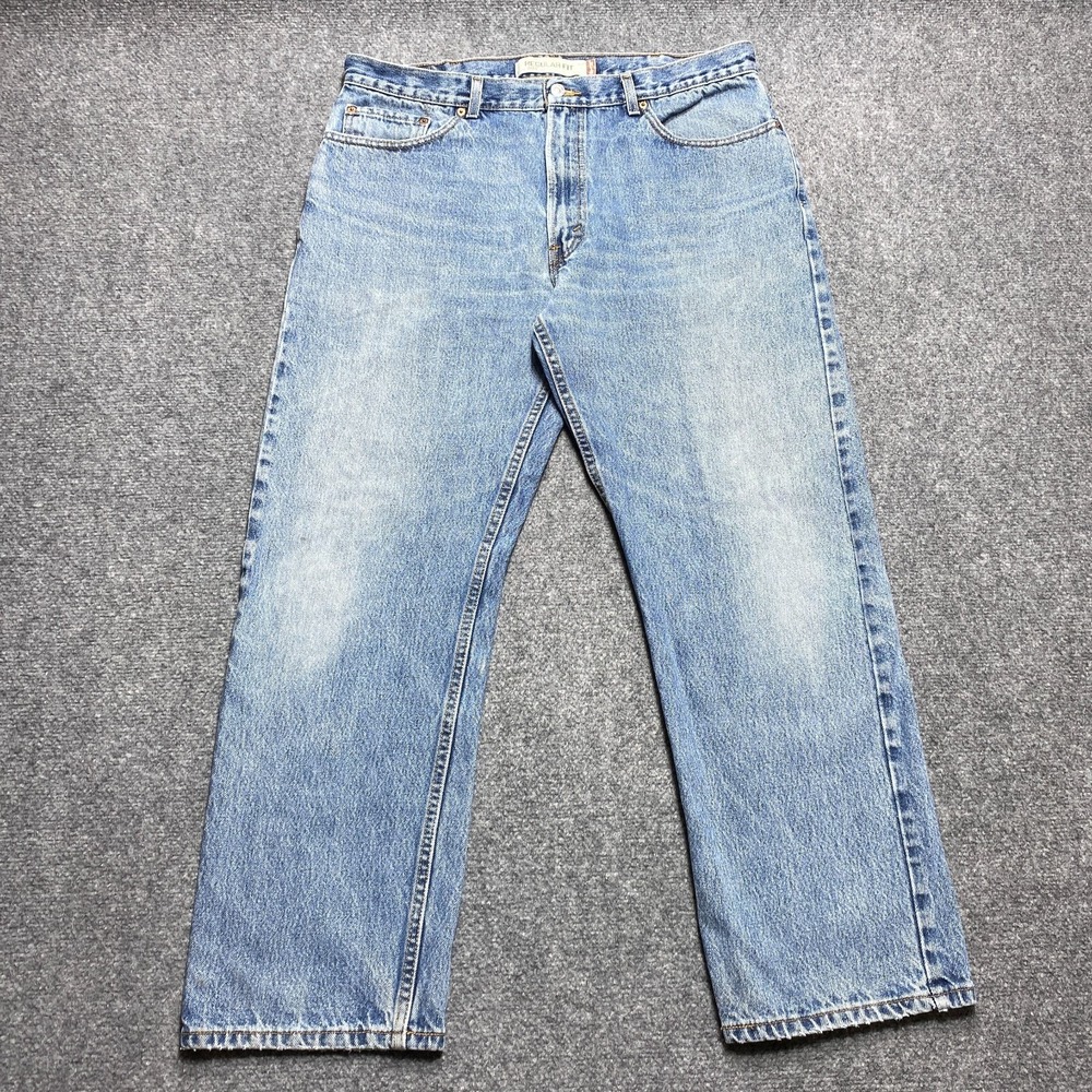 Vintage Levi's 505 Jeans Mens W38 L30 Blue Regular Straight Leg Medium Wash Y2k